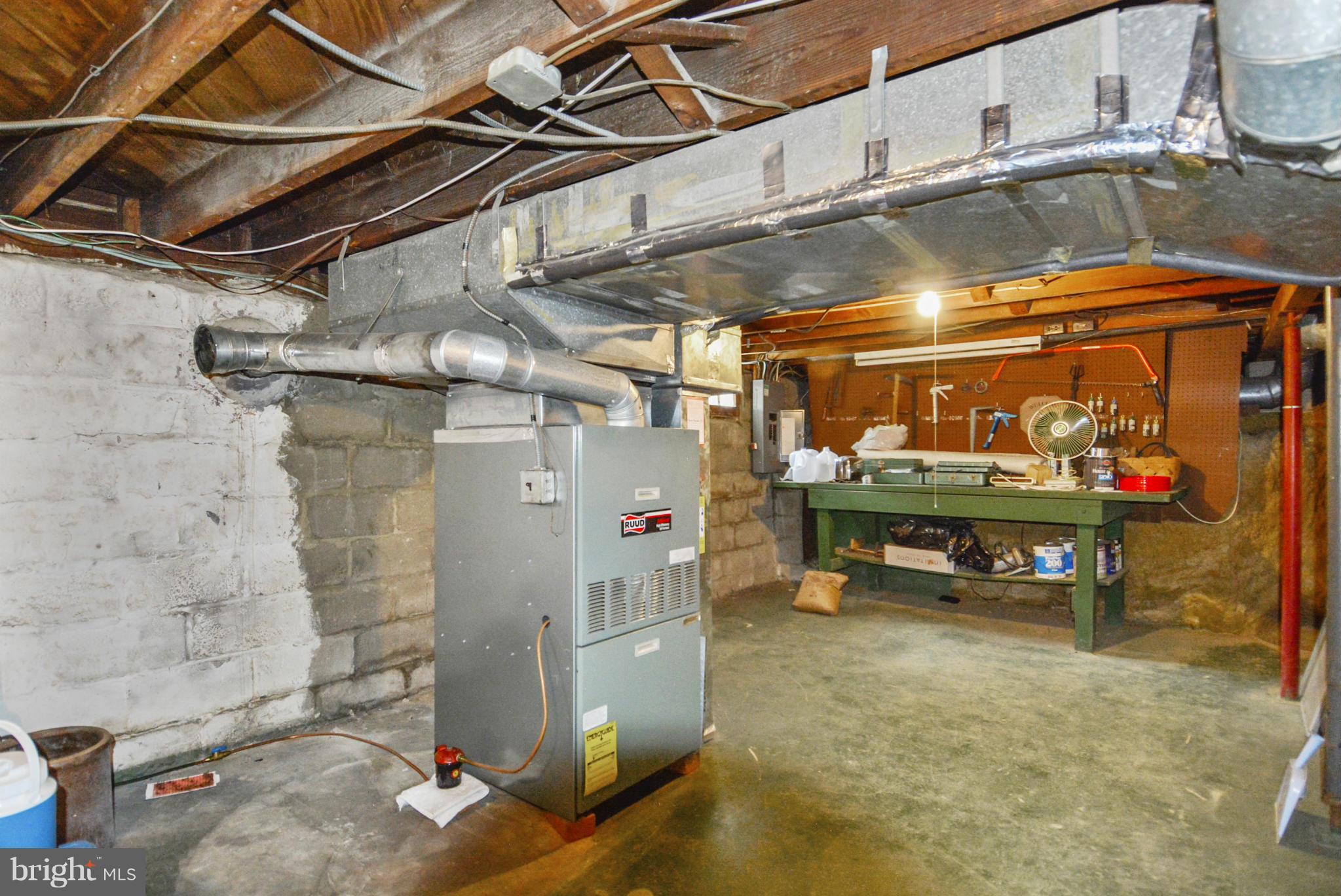 1318 Holley Road Edgewater, MD 21037 - Photo 25 of 30 Interior (General)
