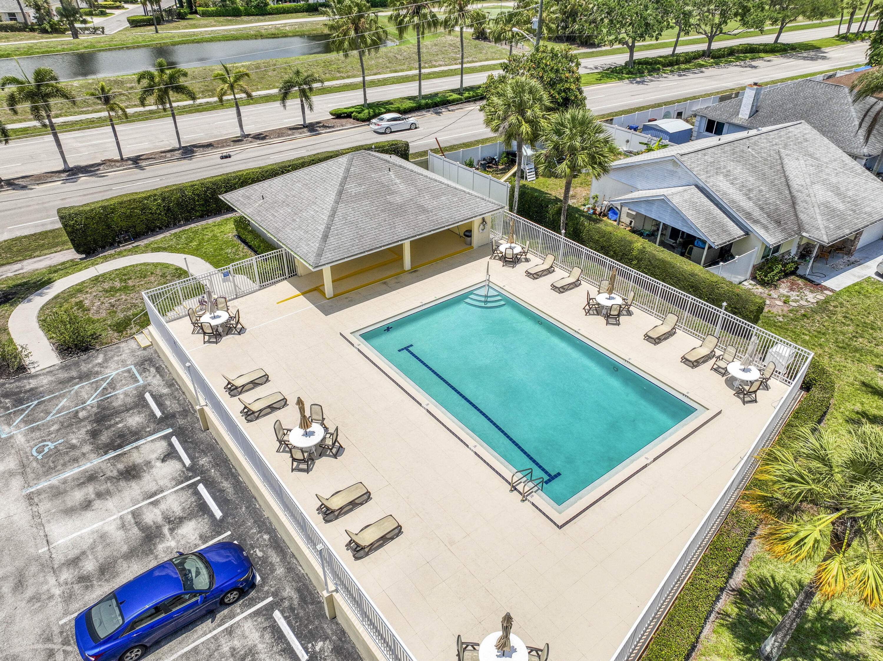 188 Wandering Trail Jupiter, FL 33458 - Photo 29 of 32 DJI_0844