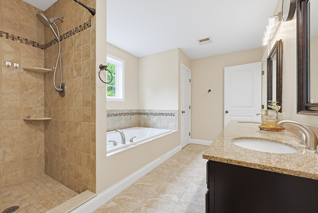 90 Huntsbridge Road North Attleboro, MA 02760 - Photo 26 of 40