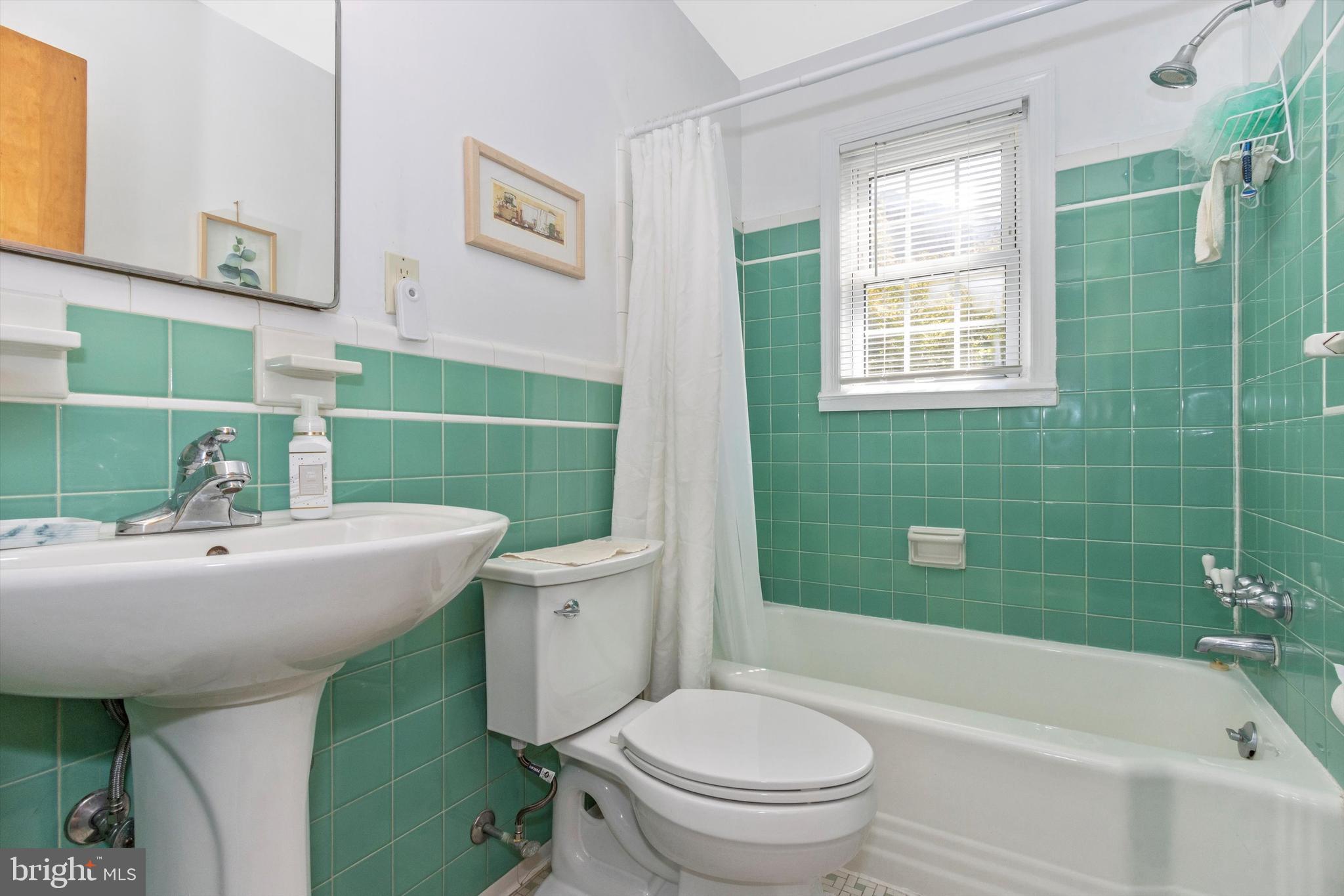 2010 Franwall Avenue Silver Spring, MD 20902 - Photo 42 of 55 Gallery Image 42