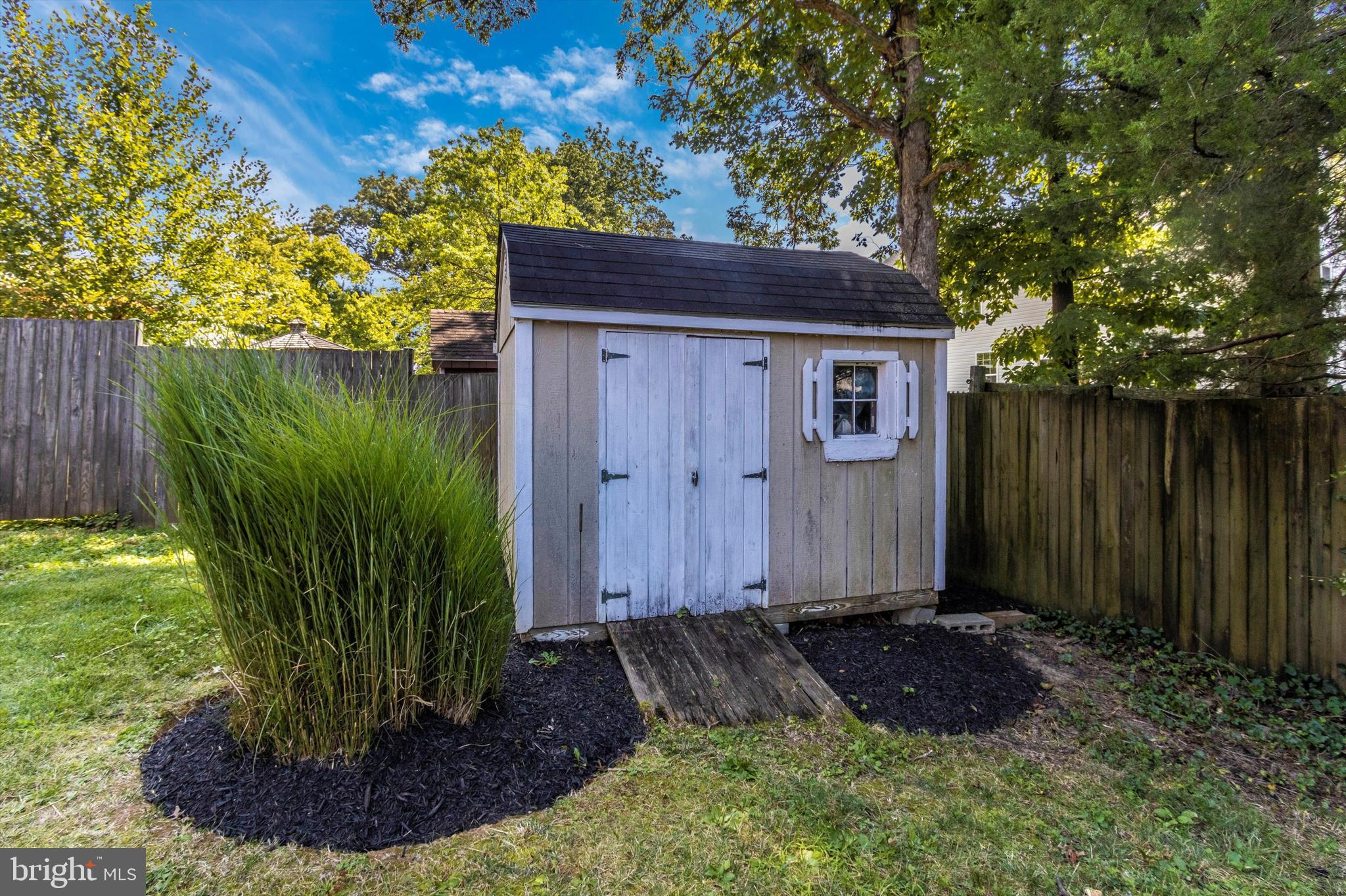 2010 Franwall Avenue Silver Spring, MD 20902 - Photo 10 of 55 Gallery Image 10