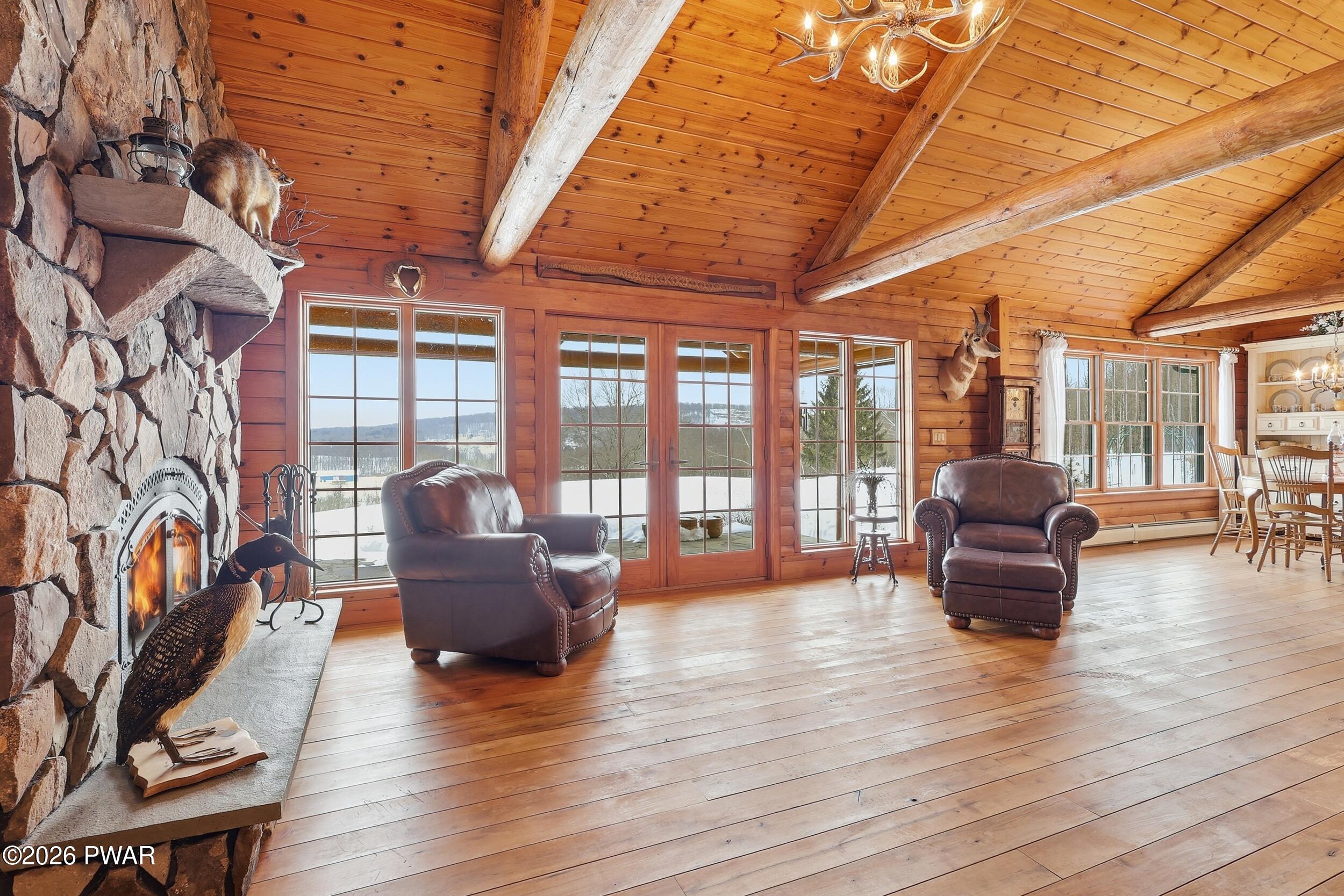 187 Arnolds Road Equinunk, PA 18417 - Photo 17 of 122 Living Room