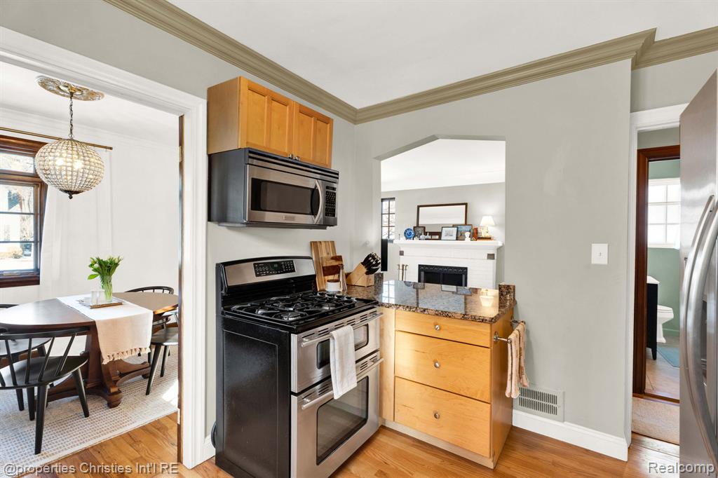 1541 Dorothea Road Berkley, MI 48072 - Photo 12 of 27 Gallery Image 12