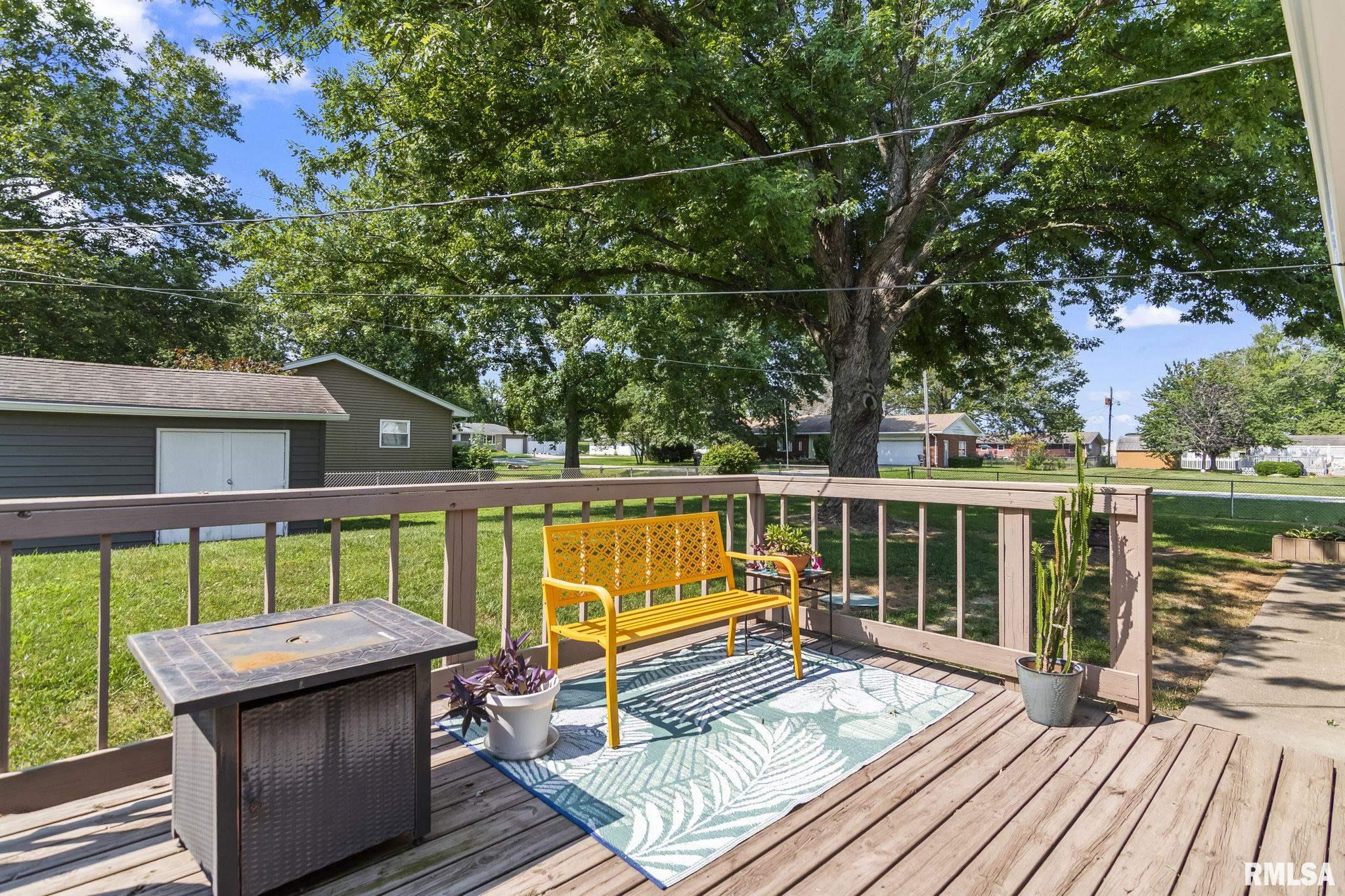 1070 Green Acres Lane Springfield, IL 62707 - Photo 37 of 43 Gallery Image 37