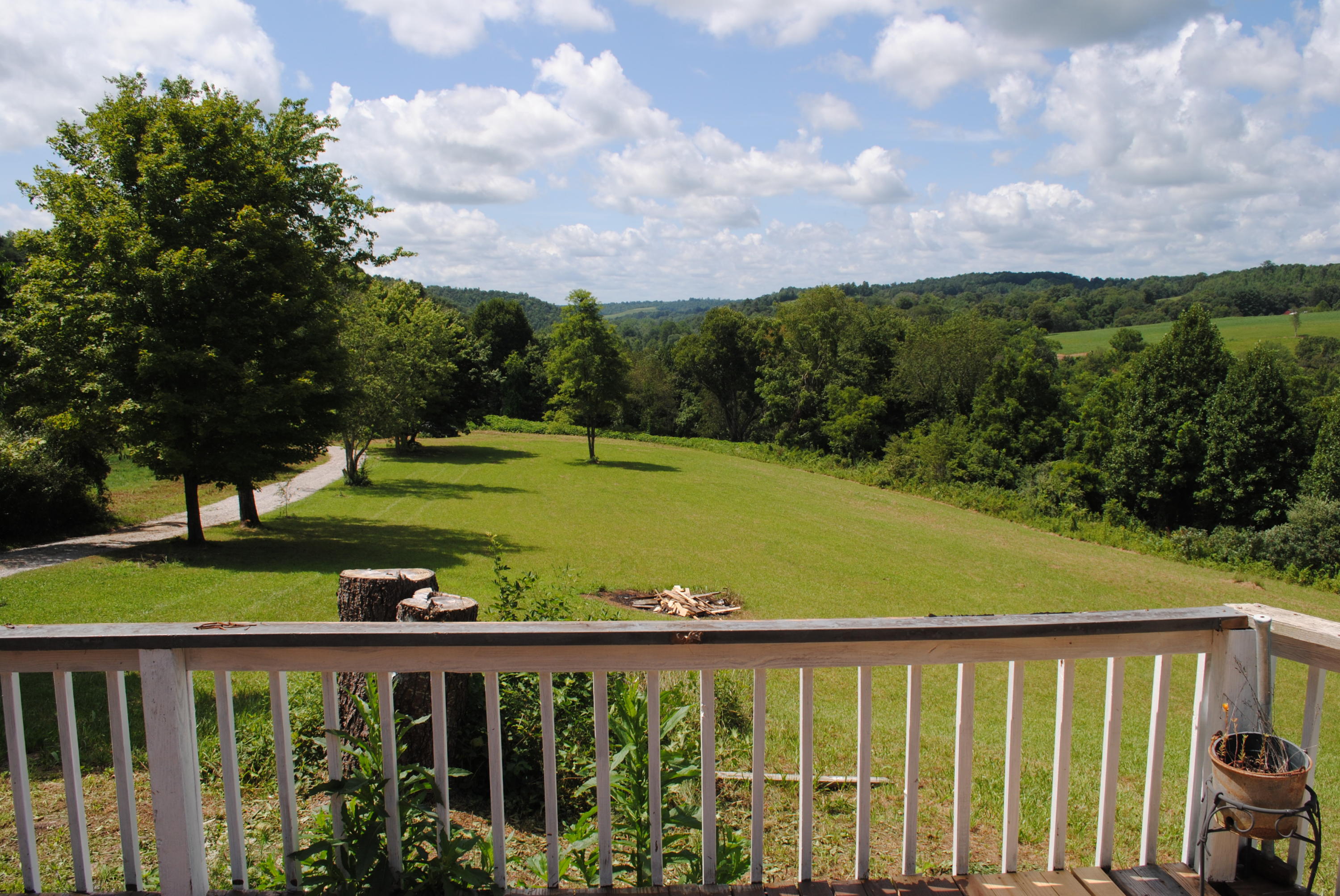 244 Crooked Road Irvine, KY 40336 - Photo 7 of 52 DSC_0007