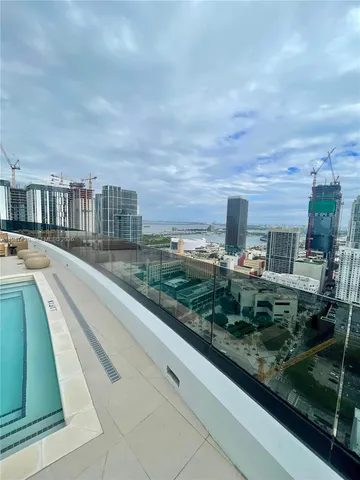 $2,500 | 225 North Miami Avenue, Unit 3106, Miami, FL 33128