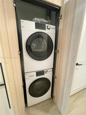 $2,500 | 225 North Miami Avenue, Unit 3106, Miami, FL 33128