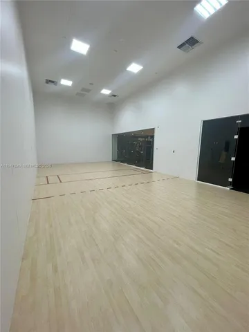 $2,500 | 225 North Miami Avenue, Unit 3106, Miami, FL 33128