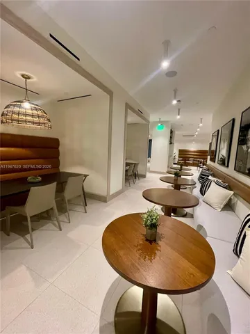 $2,500 | 225 North Miami Avenue, Unit 3106, Miami, FL 33128