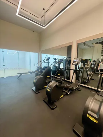 $2,500 | 225 North Miami Avenue, Unit 3106, Miami, FL 33128