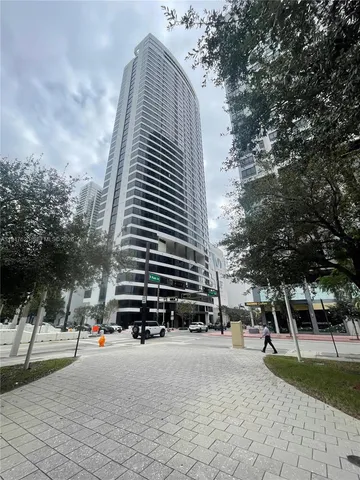 $2,500 | 225 North Miami Avenue, Unit 3106, Miami, FL 33128
