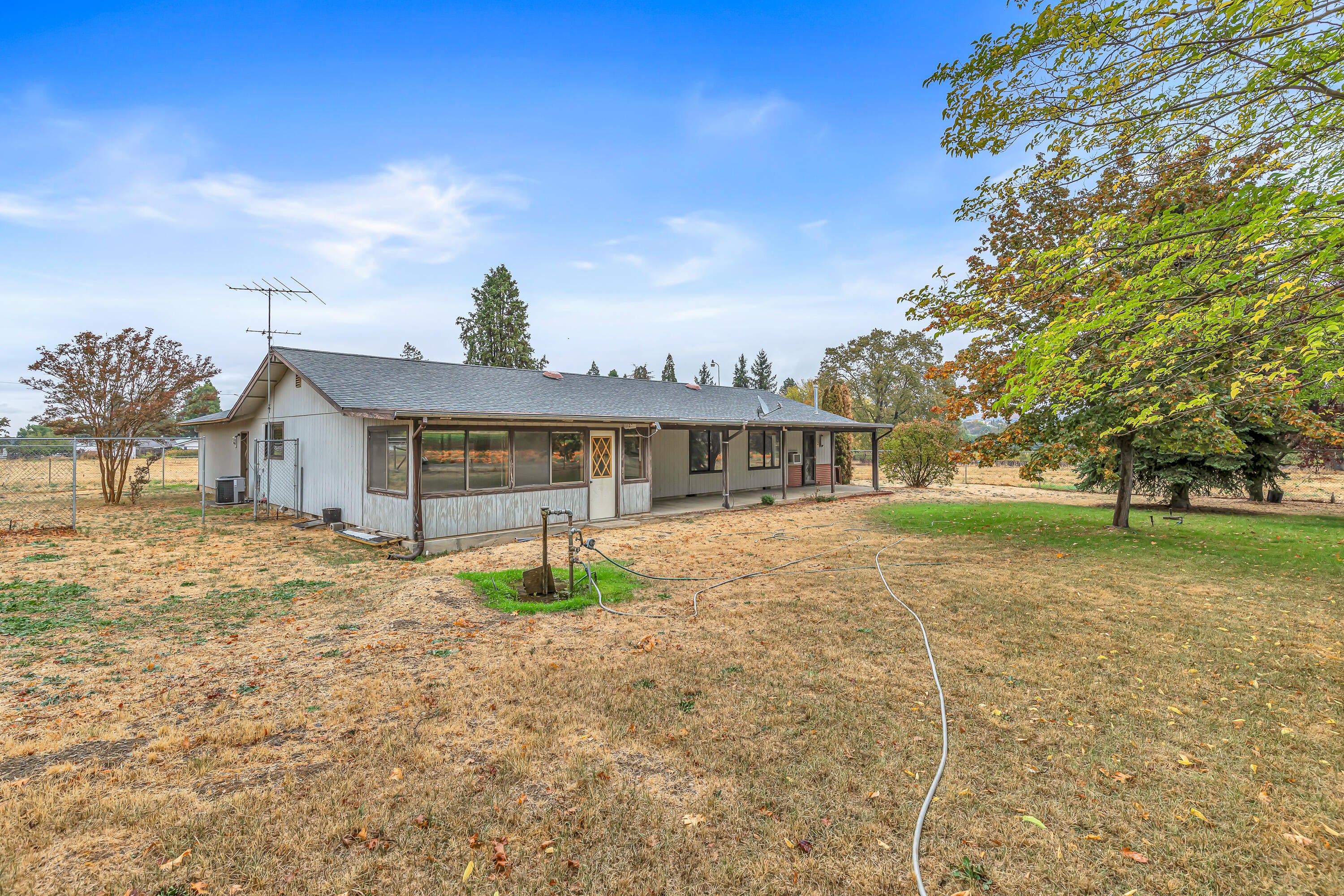 1771 Camp Baker Road Medford, OR 97501 - Photo 28 of 38 A29