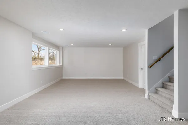 $549,900 | 6607 Timber Crst Drive Northeast, Unit 56, Rockford, MI 49341