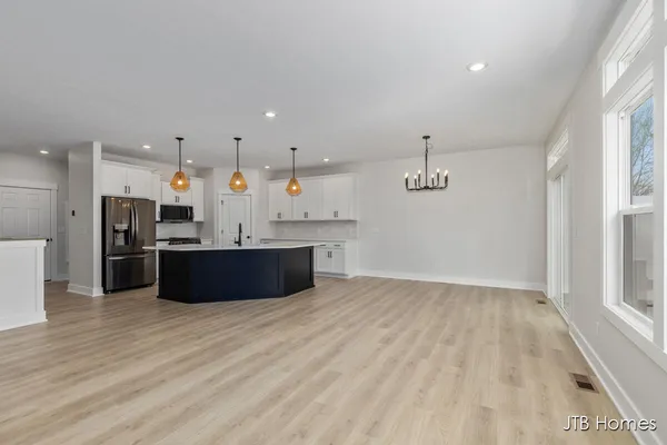 $549,900 | 6607 Timber Crst Drive Northeast, Unit 56, Rockford, MI 49341