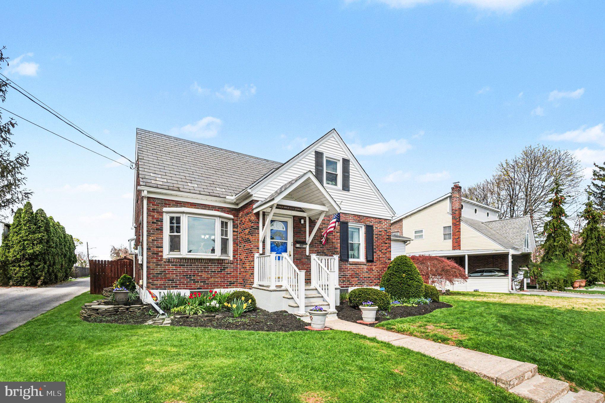 930 4th Street Whitehall, PA 18052 - Photo 2 of 26