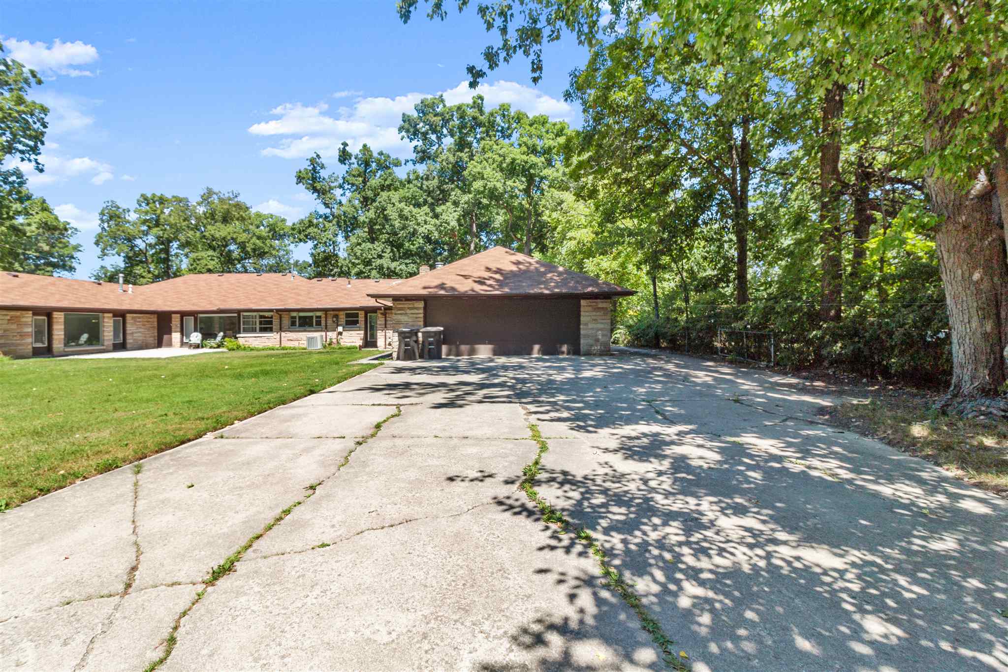 4340 Stellhorn Road Fort Wayne, IN 46815 - Photo 1 of 36 Gallery Image 1