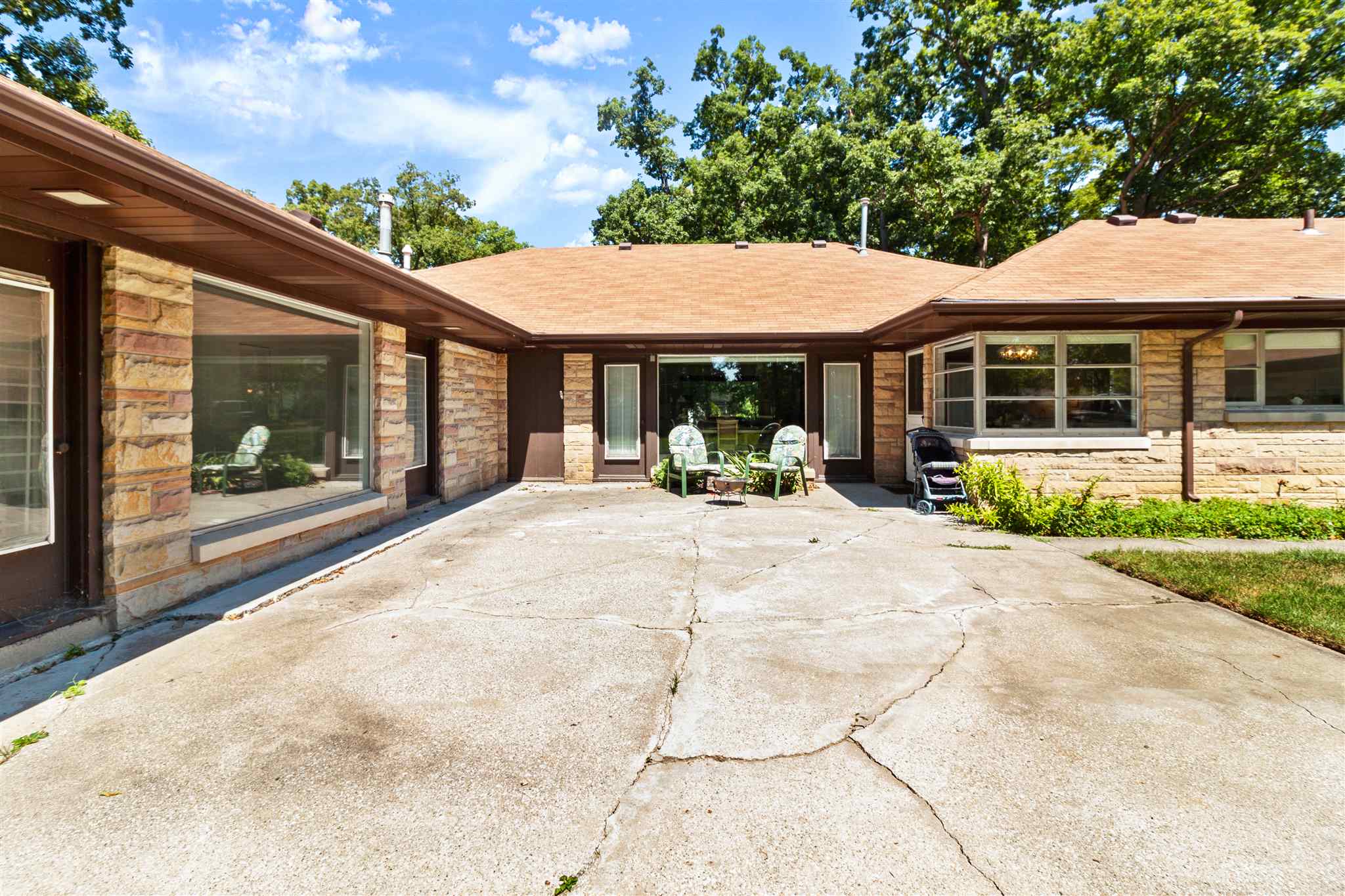 4340 Stellhorn Road Fort Wayne, IN 46815 - Photo 5 of 36 Gallery Image 5