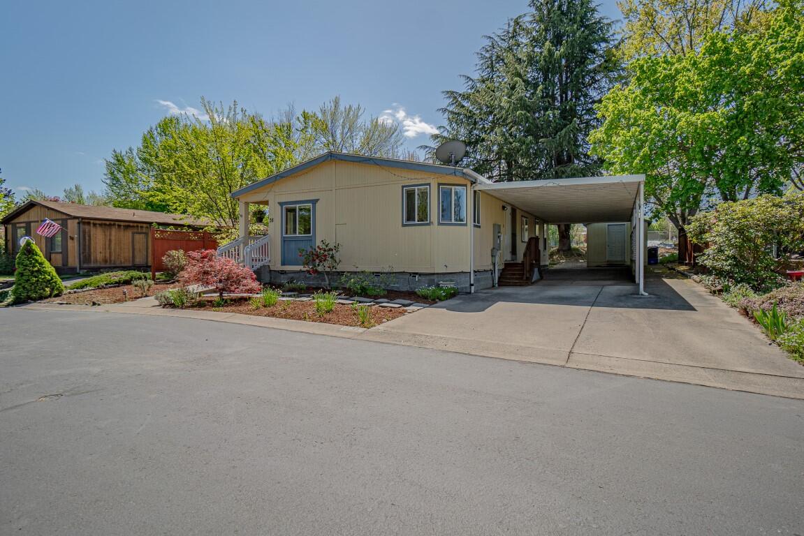 215 Tolman Creek Road, Unit 38 Ashland, OR 97520 - Photo 32 of 32 Move-In Ready!