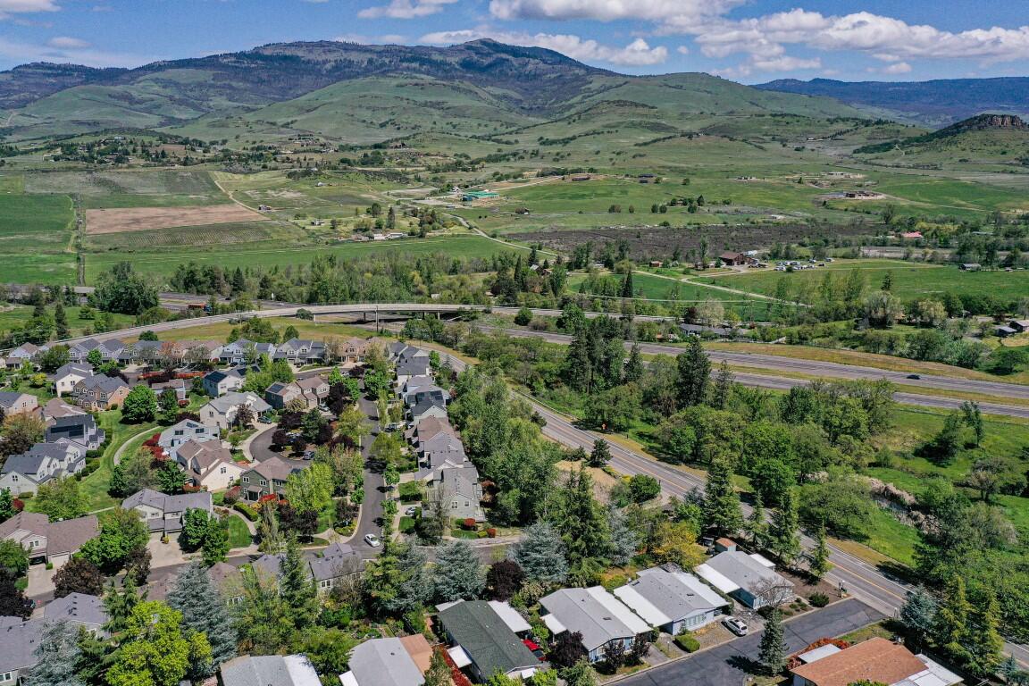 215 Tolman Creek Road, Unit 38 Ashland, OR 97520 - Photo 6 of 32 Neighborhood