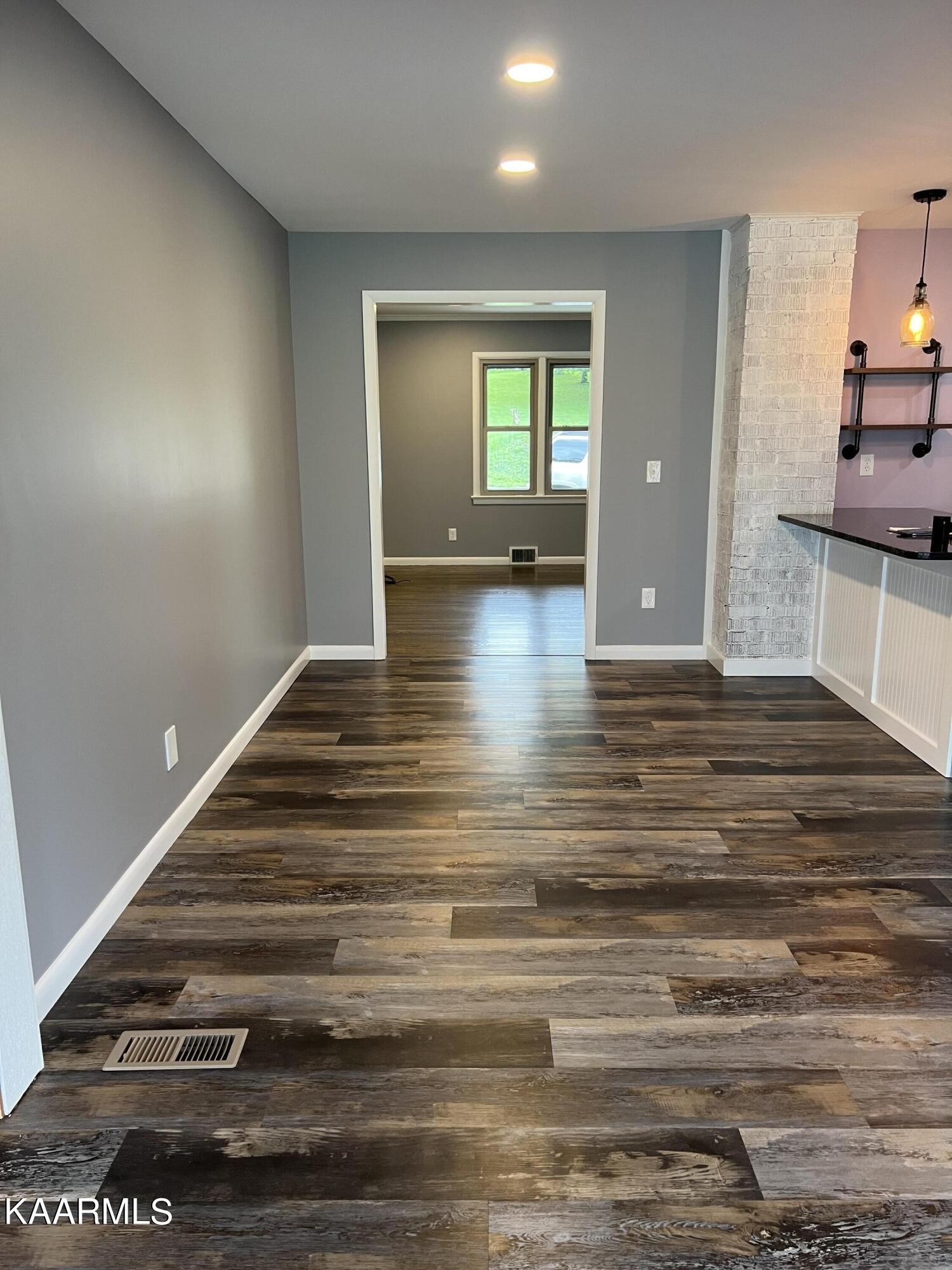 4141 Sevierville Road Maryville, TN 37804 - Photo 11 of 26 Gallery Image 11
