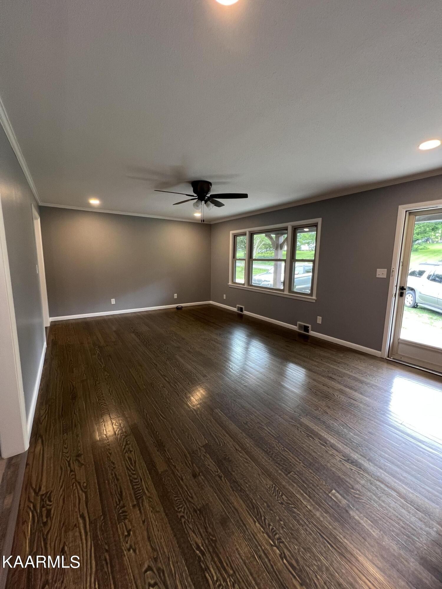 4141 Sevierville Road Maryville, TN 37804 - Photo 4 of 26 Gallery Image 4