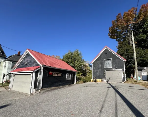 $99,900 | 263 Pleasant Street, Berlin, NH 03570