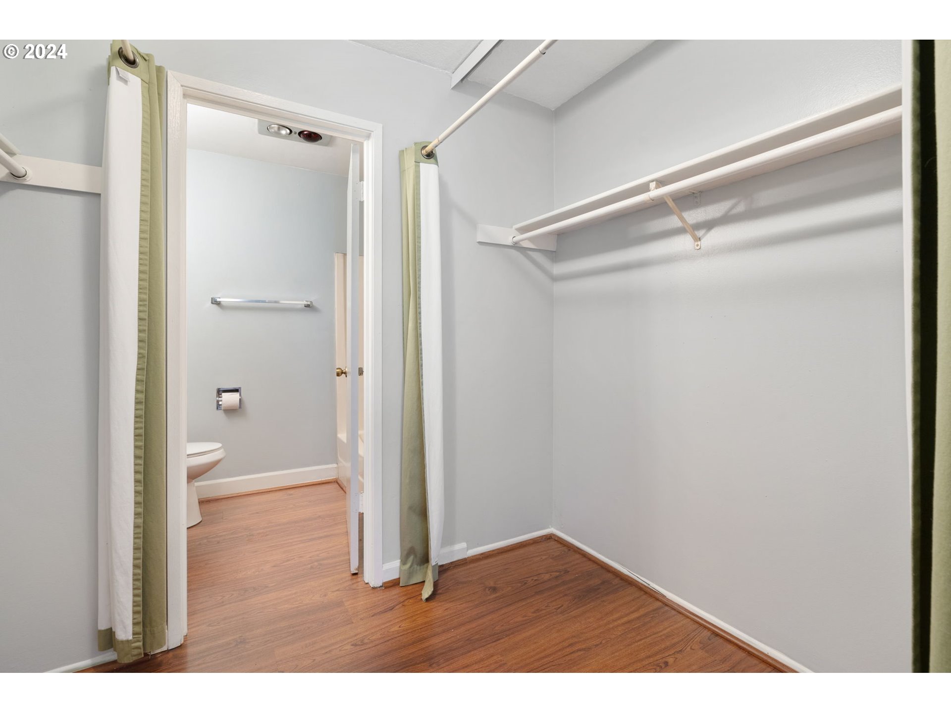 6745 Southwest Scholls Ferry Road, Unit 3 Beaverton, OR 97008 - Photo 14 of 32 Gallery Image 14