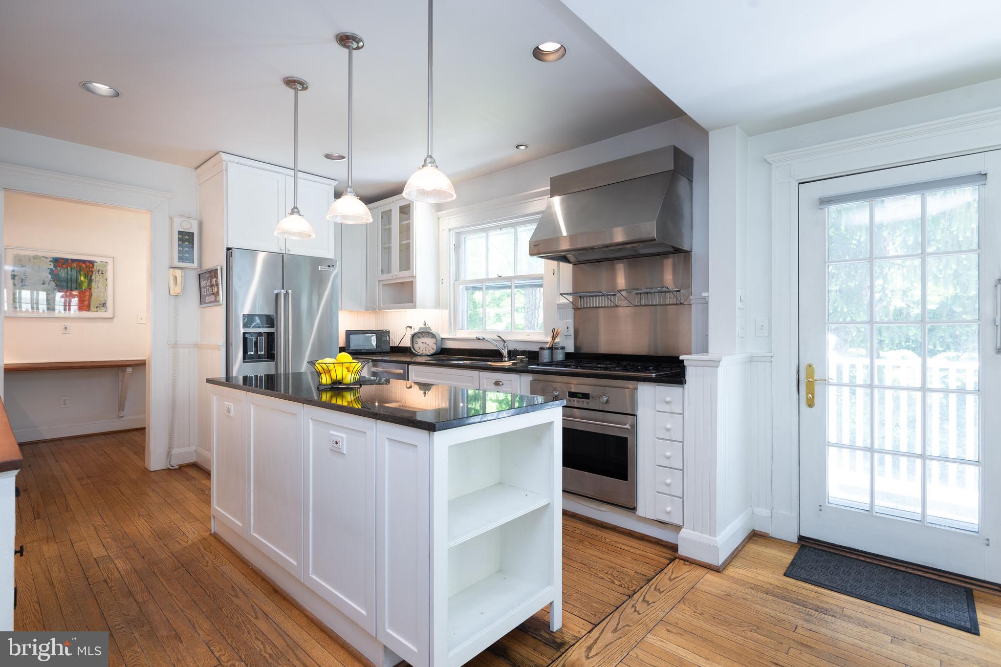 1 Englewood Road Baltimore, MD 21210 - Photo 11 of 37