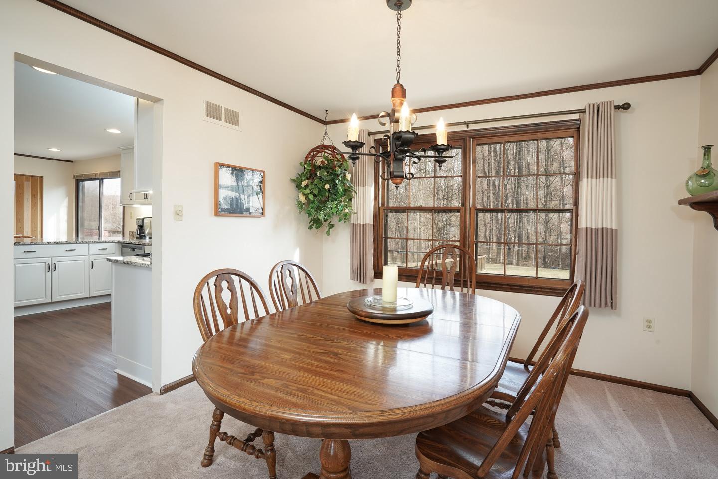 52 Cambridge Road Elkton, MD 21921 - Photo 7 of 34 DINING ROOM