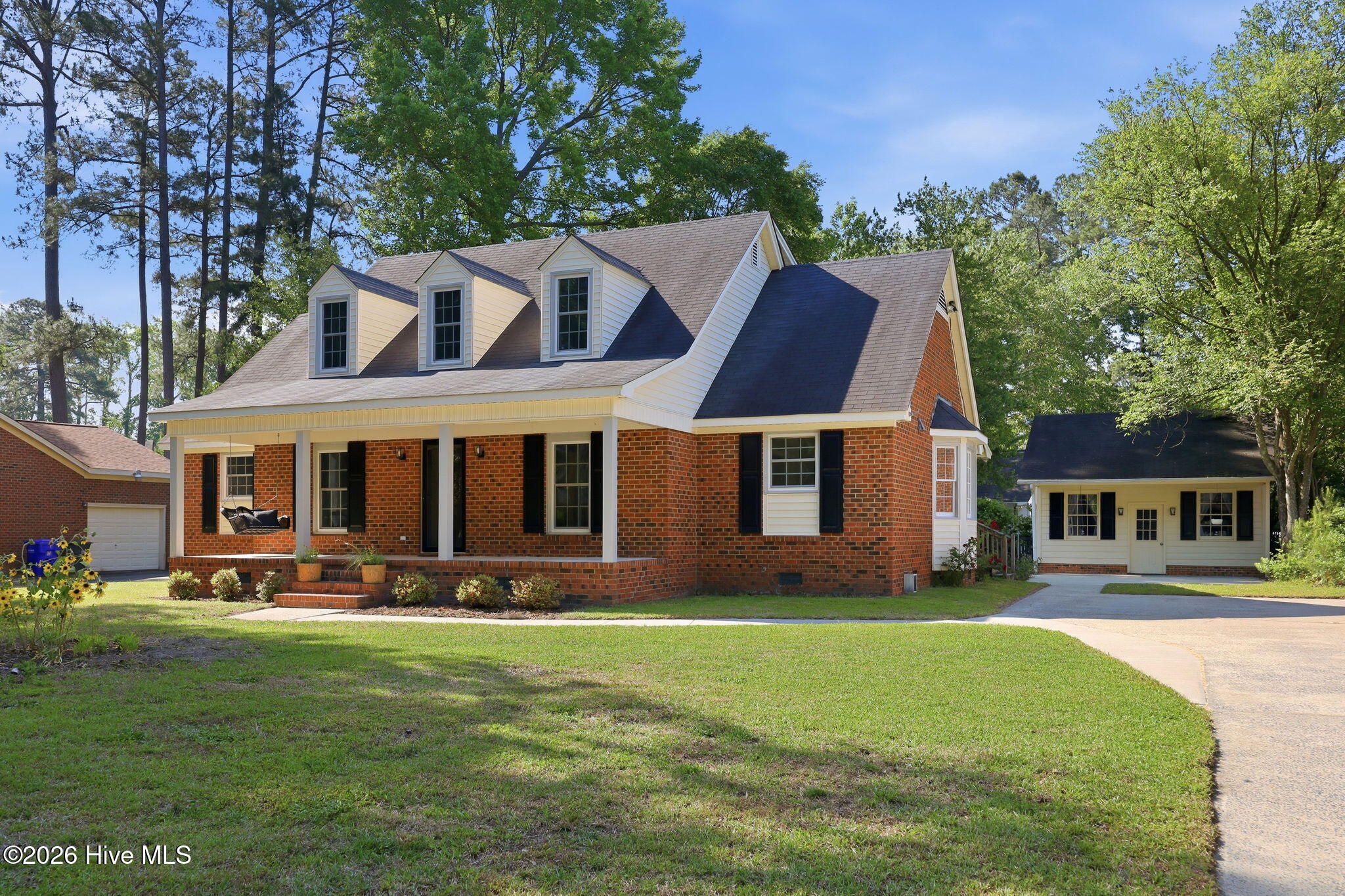 405 Cedarhurst Road Greenville, NC 27834 - Photo 2 of 42 Front w/ Shed
