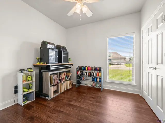 $275,000 | 22490 Bedford Drive, Denham Springs, LA 70726