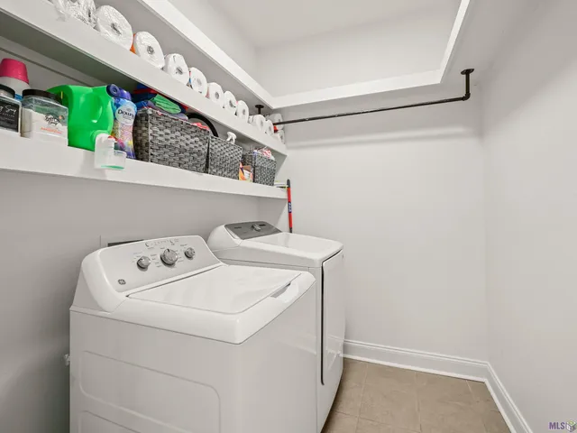 $275,000 | 22490 Bedford Drive, Denham Springs, LA 70726