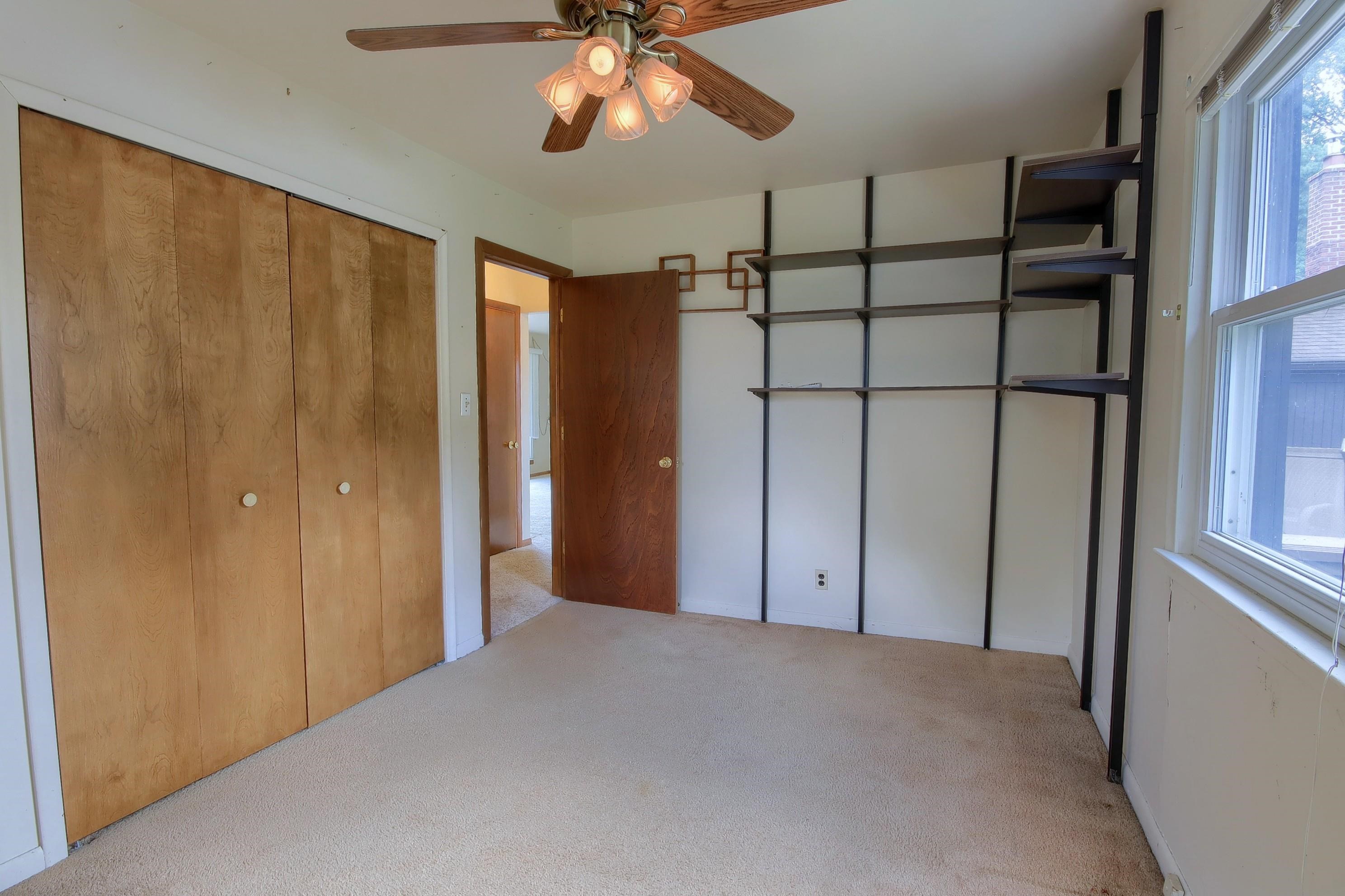 37567 Radde Street Clinton Township, MI 48036 - Photo 22 of 32 50084843-21.JPG
