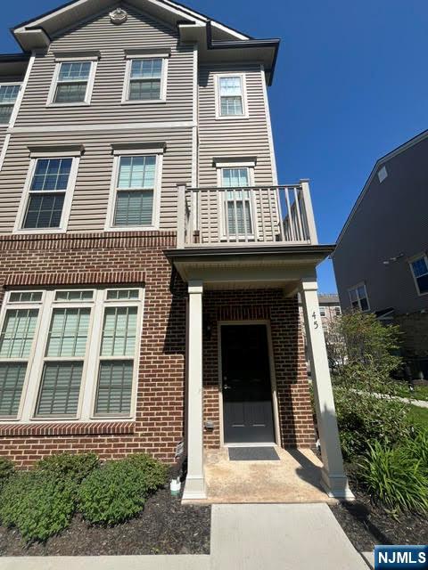 45 Leahy Drive Wood-Ridge, NJ 07075 - Photo 1 of 11