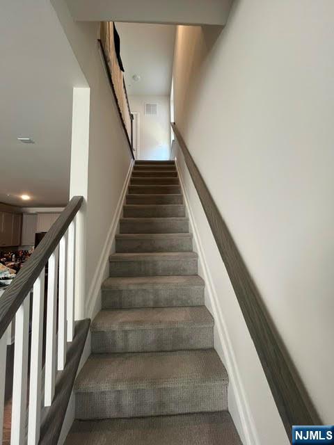 45 Leahy Drive Wood-Ridge, NJ 07075 - Photo 5 of 11