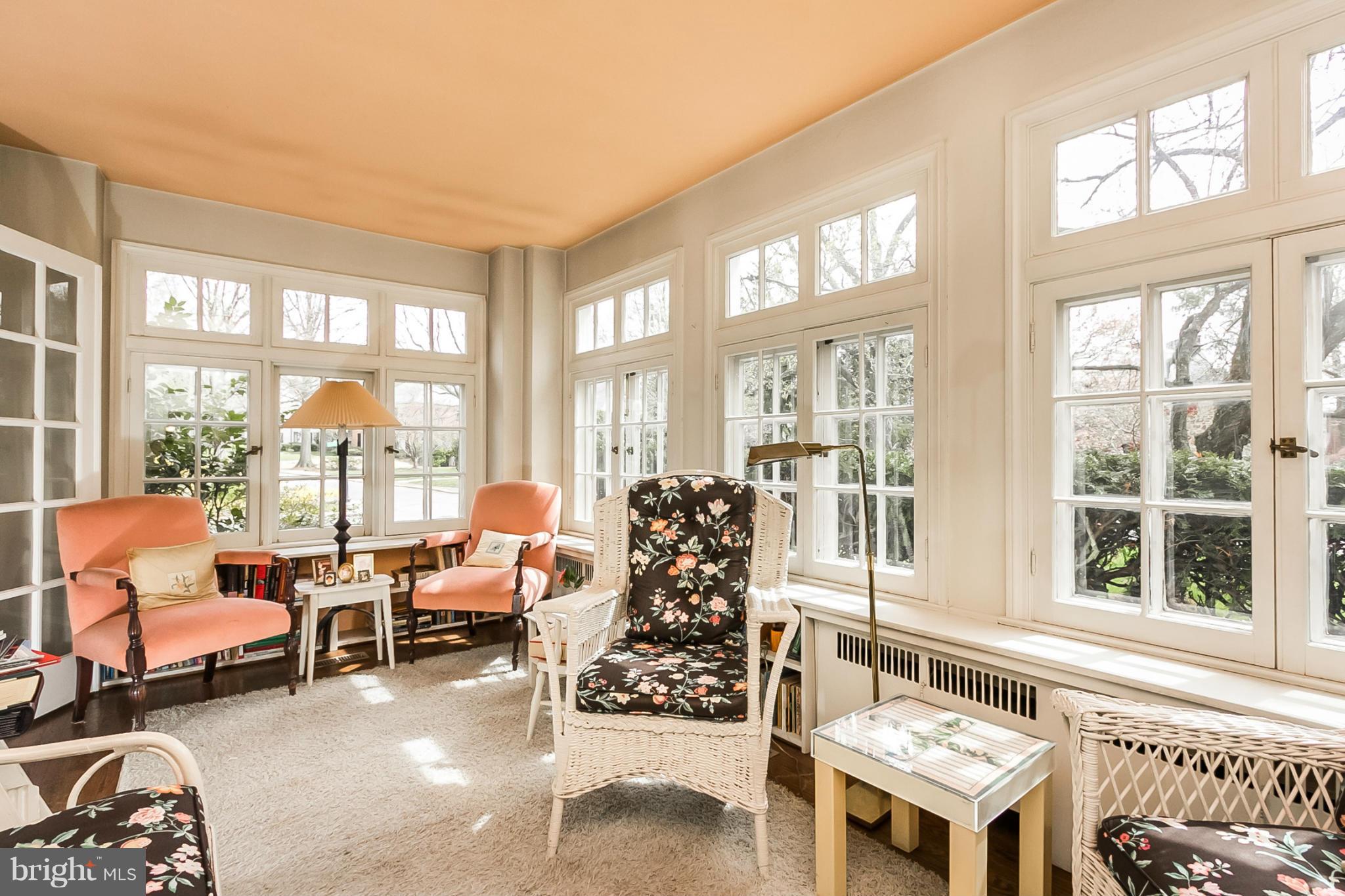 123 St Dunstans Road Baltimore, MD 21212 - Photo 6 of 30 Sunroom