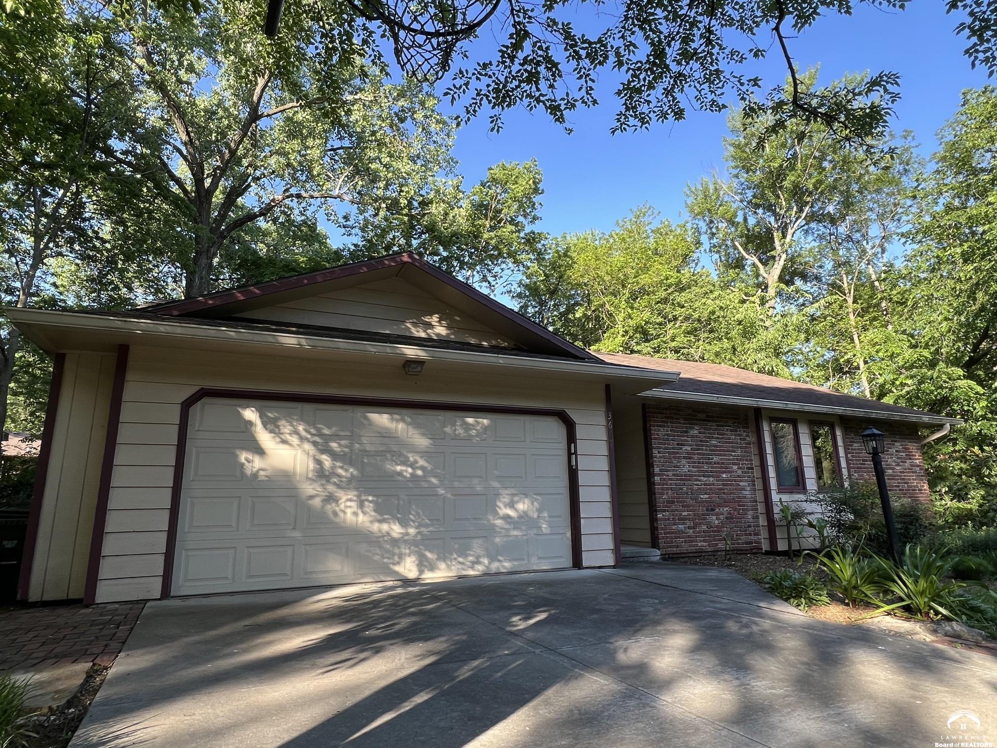 3607 Boulder Court Lawrence, KS 66049 - Photo 18 of 72