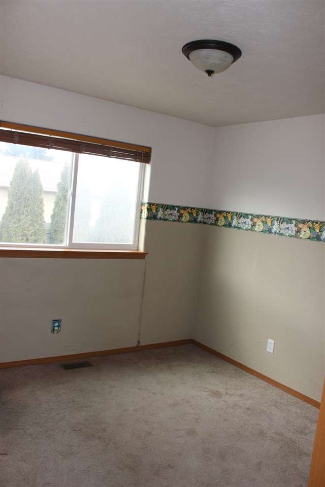 1819 North Oberlin Road Spokane Valley, WA 99206 - Photo 10 of 17