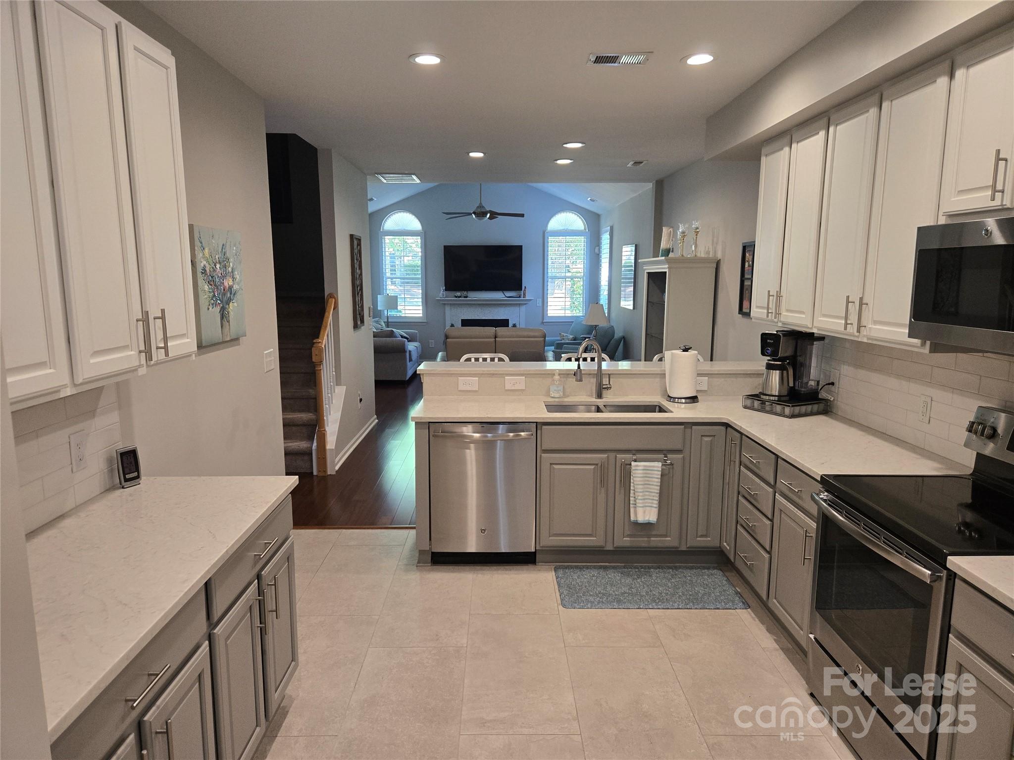 809 Ledgestone Court Fort Mill, SC 29708 - Photo 9 of 31