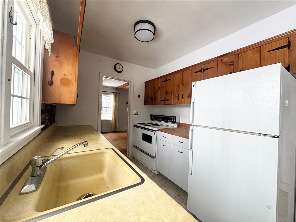 6430 East Lake Road Owasco, NY 13021 - Photo 13 of 27