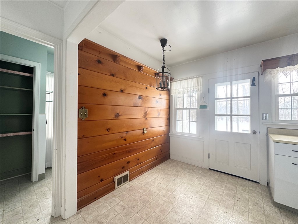 6430 East Lake Road Owasco, NY 13021 - Photo 16 of 27