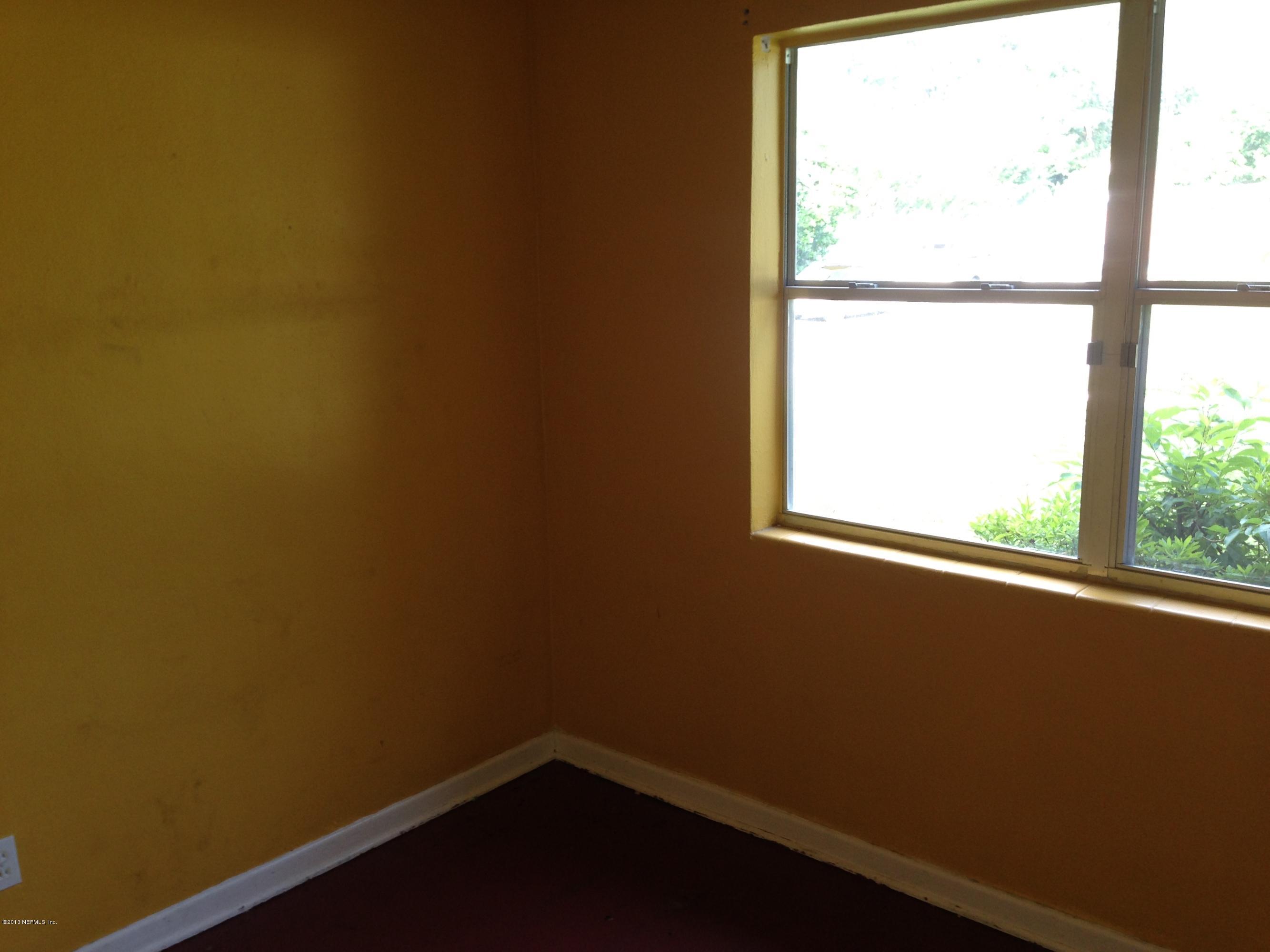 2006 W Road Jacksonville, FL 32216 - Photo 8 of 20 Bedroom 2