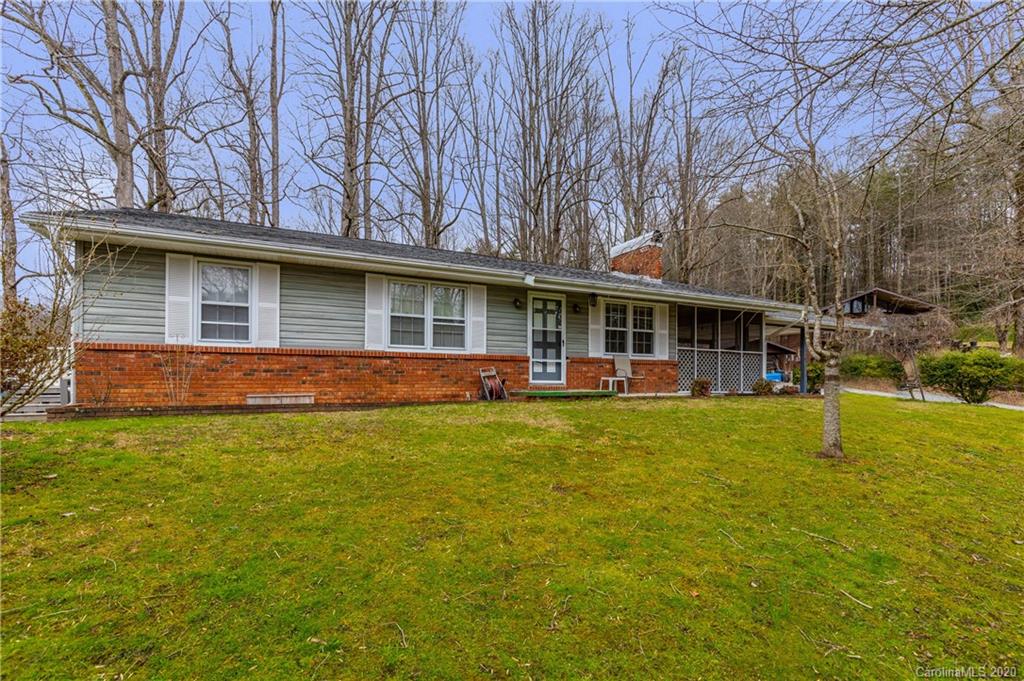 177 Ashe Road Rosman, NC 28712 - Photo 2 of 32 Gallery Image 2