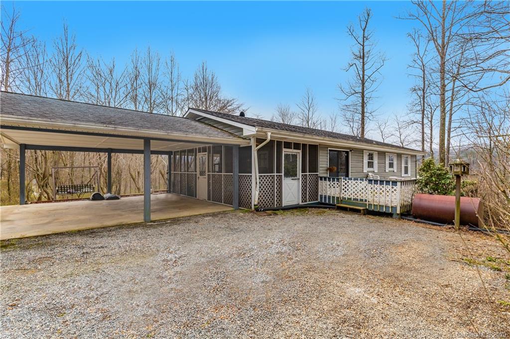 177 Ashe Road Rosman, NC 28712 - Photo 3 of 32 Gallery Image 3