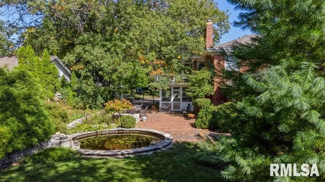 $399,900 | 1570 North Academy Street, Galesburg, IL 61401