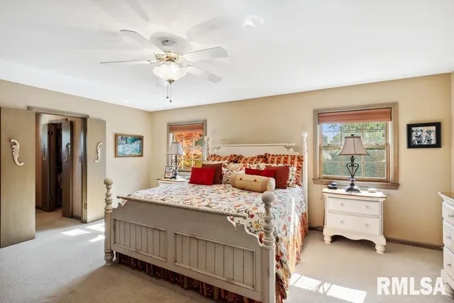 $399,900 | 1570 North Academy Street, Galesburg, IL 61401