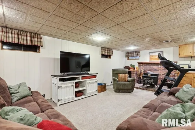 $399,900 | 1570 North Academy Street, Galesburg, IL 61401