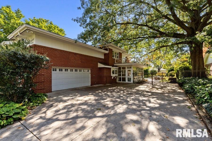 1570 North Academy Street Galesburg, IL 61401 - Photo 6 of 61