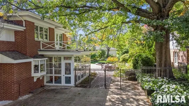 $399,900 | 1570 North Academy Street, Galesburg, IL 61401