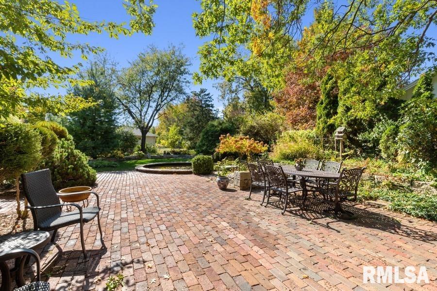 1570 North Academy Street Galesburg, IL 61401 - Photo 10 of 61